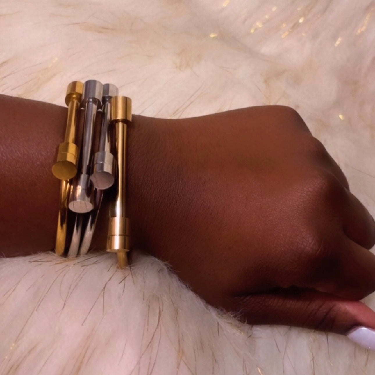 Glam Bar Bangle